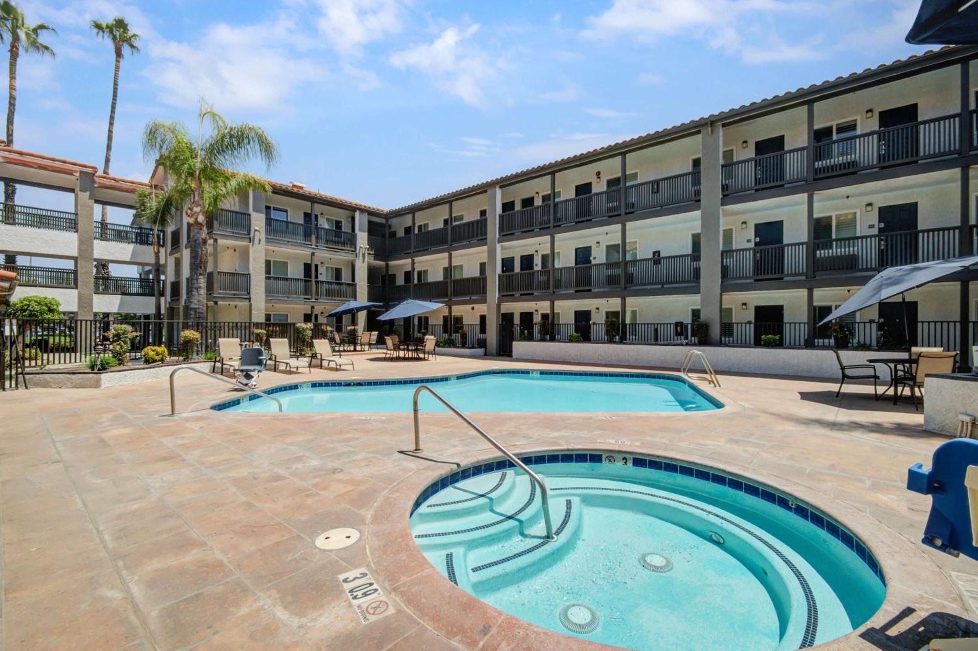 Motel 6 Ontario Ca Convention Center Airport Exterior foto