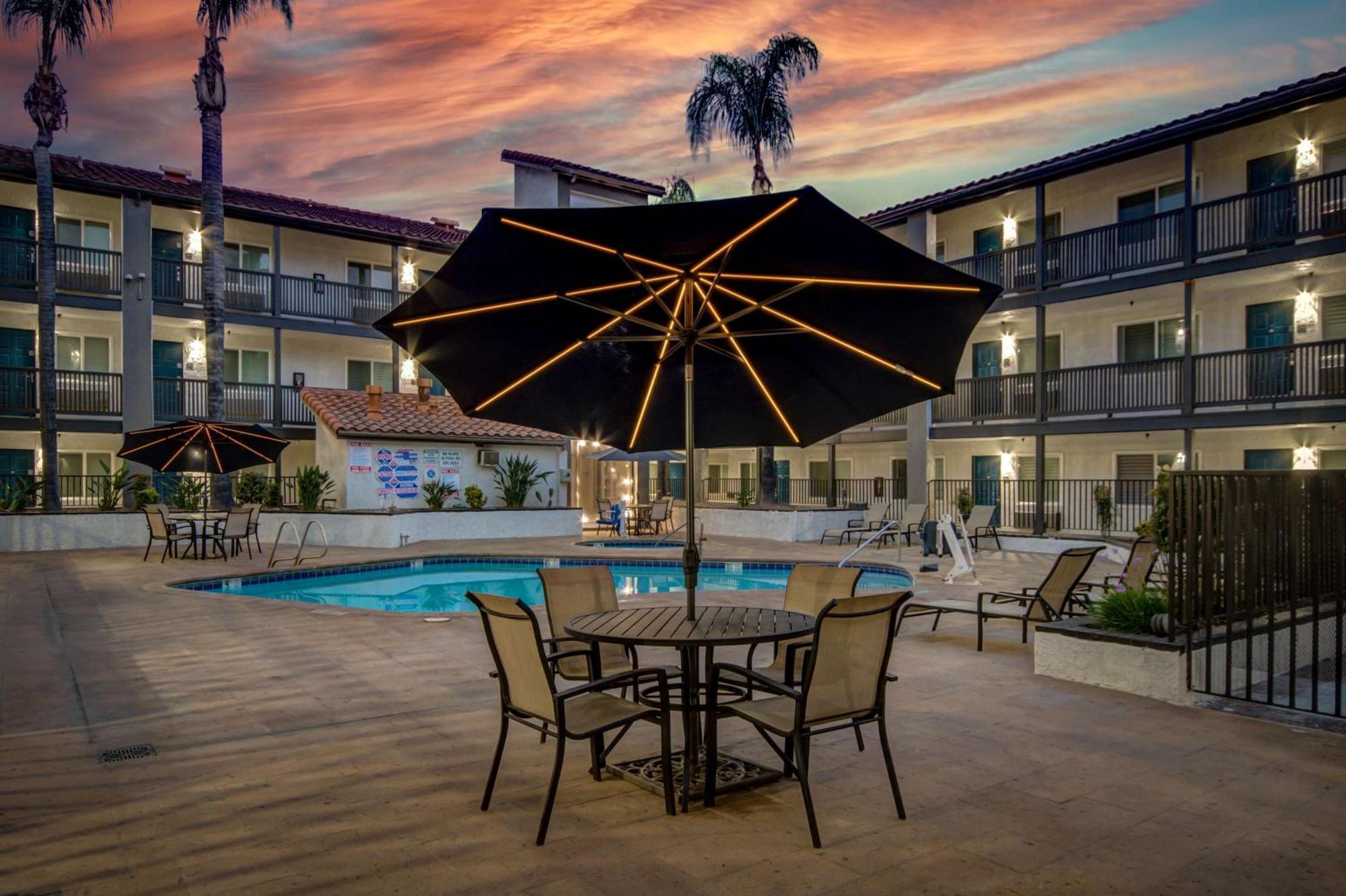 Motel 6 Ontario Ca Convention Center Airport Exterior foto